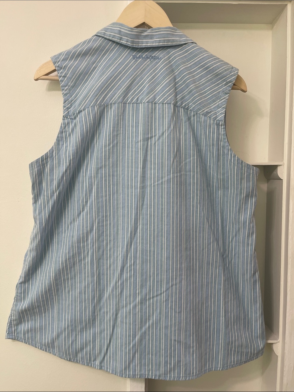 Noble Outfitters Blue White Striped Sleeveless Western Button Up Shirt Size XL - Picture 10 of 13